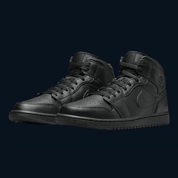 Air Jordan 1 Mid "Triple Black"