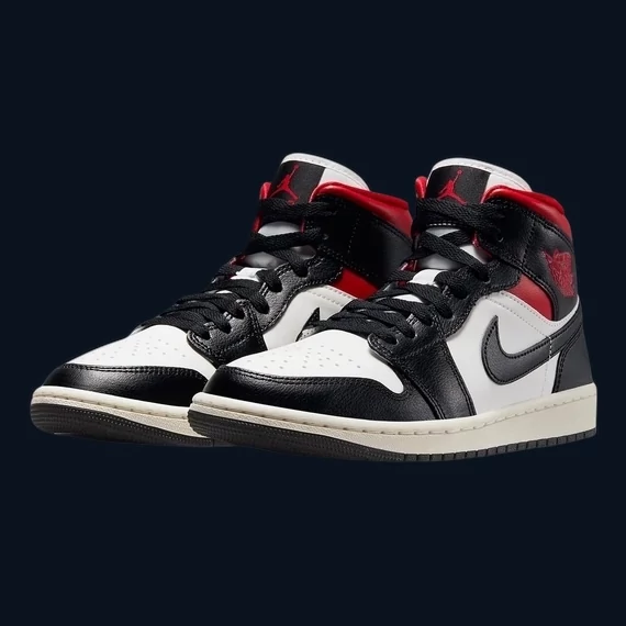 Air Jordan 1 Mid "Gym Red Panda"