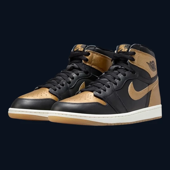 Air Jordan 1 Retro High OG "Black Metallic Gold"