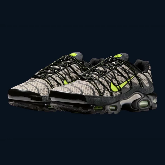 Nike Air Max Plus Utility "Black College Grey Volt"