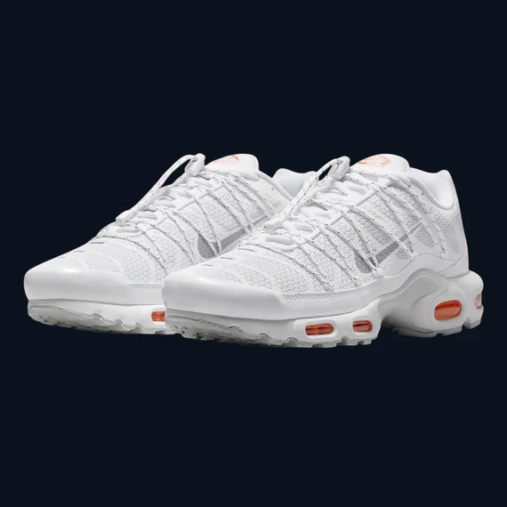 Nike Air Max Plus Utility "Safety Orange Pure Platinum"