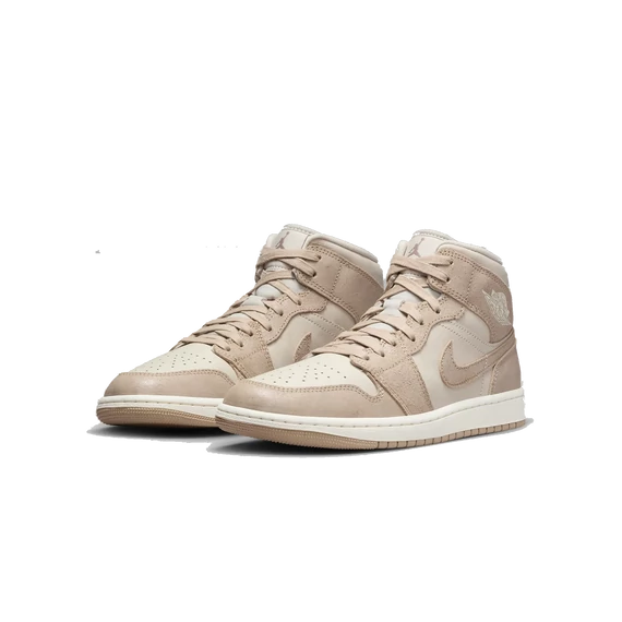 Air Jordan 1 Mid SE "Legend Light Brown"