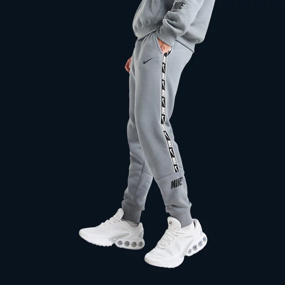 Nike Repeat Logo Joggers Férfi Melegítőnadrág "Szürke" [ M ]