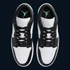 Kép 4/8 - Air Jordan 1 Low "Green Glow" [ 45 ]