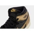 Kép 6/6 - Air Jordan 1 Retro High OG "Black Metallic Gold"