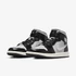 Kép 2/9 - Air Jordan 1 Mid SE "Black Chrome"